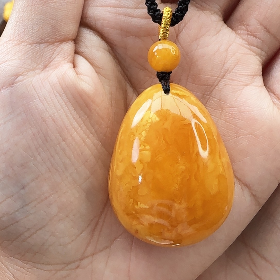 琥珀颈饰未镶嵌吊坠