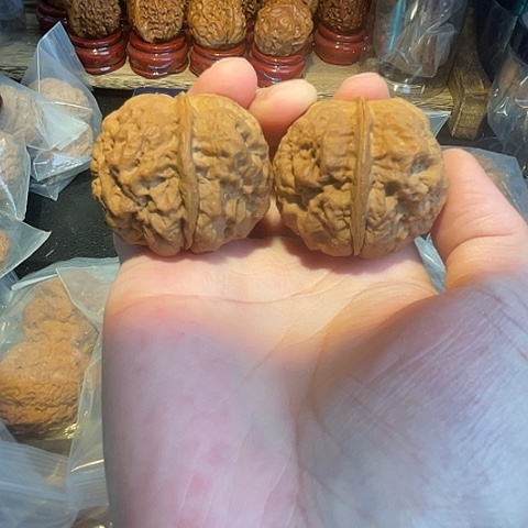 把件文玩核桃老疙瘩带彩42+