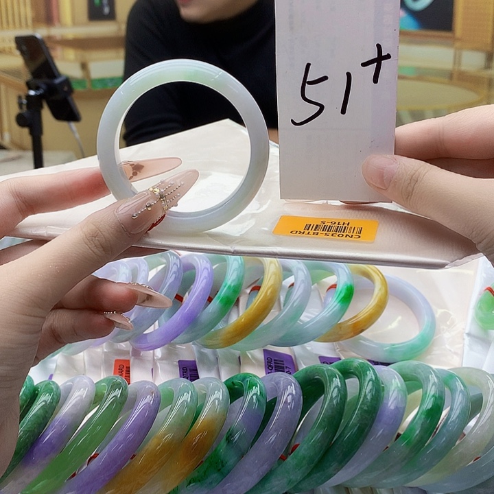 翡翠未镶嵌手镯mk