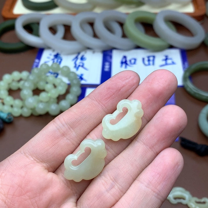 和田玉珠宝半成品未镶嵌