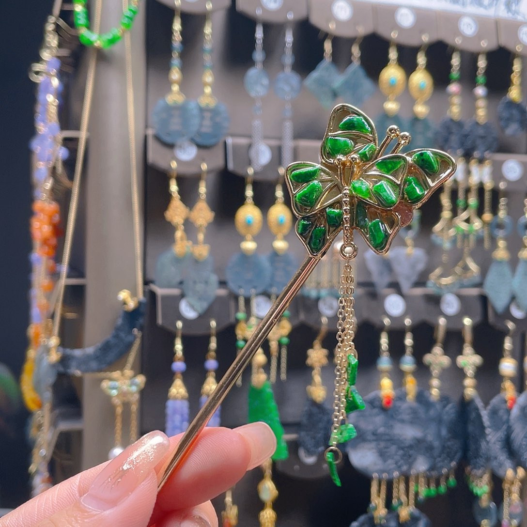 翡翠合金耳饰翡翠