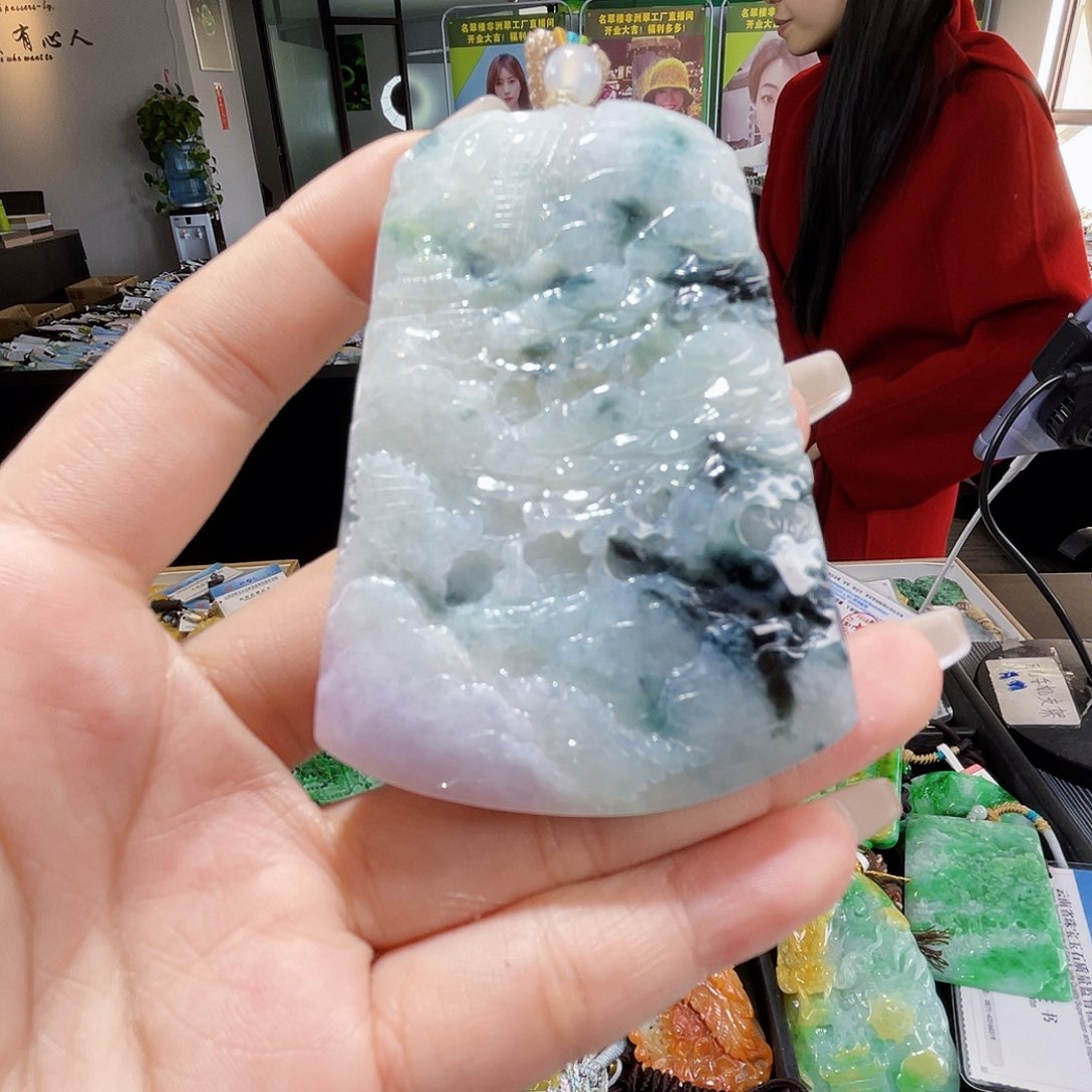 颈饰未镶嵌翡翠一