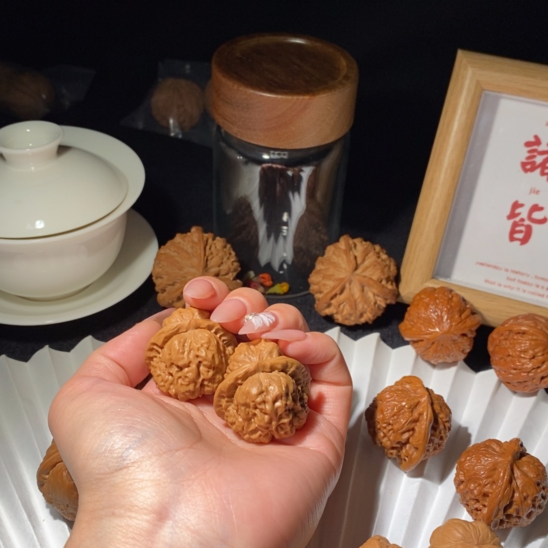 文玩核桃吊坠十*蛙蛙34