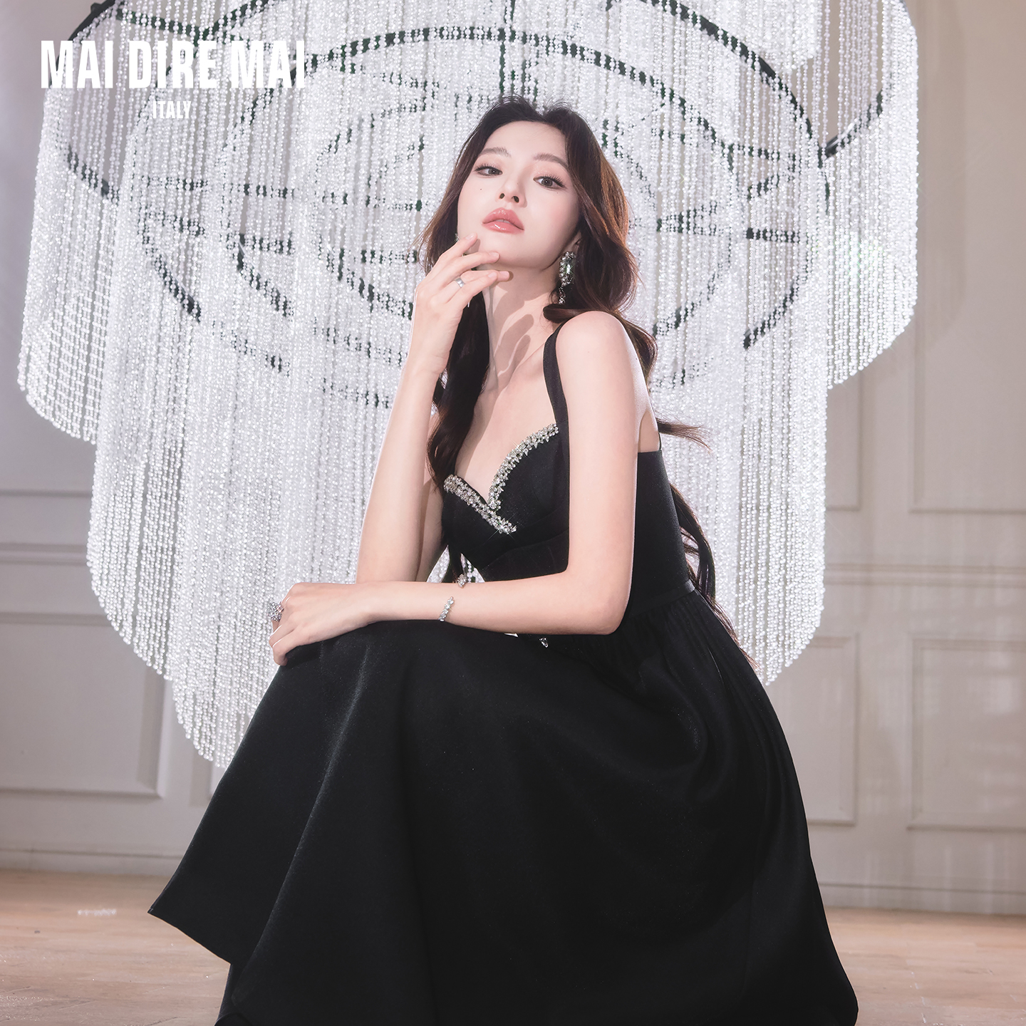 MAI DIRE MAI钻链鱼骨财阀千金风赫本蓬蓬吊带收腰连衣裙礼服女夏
