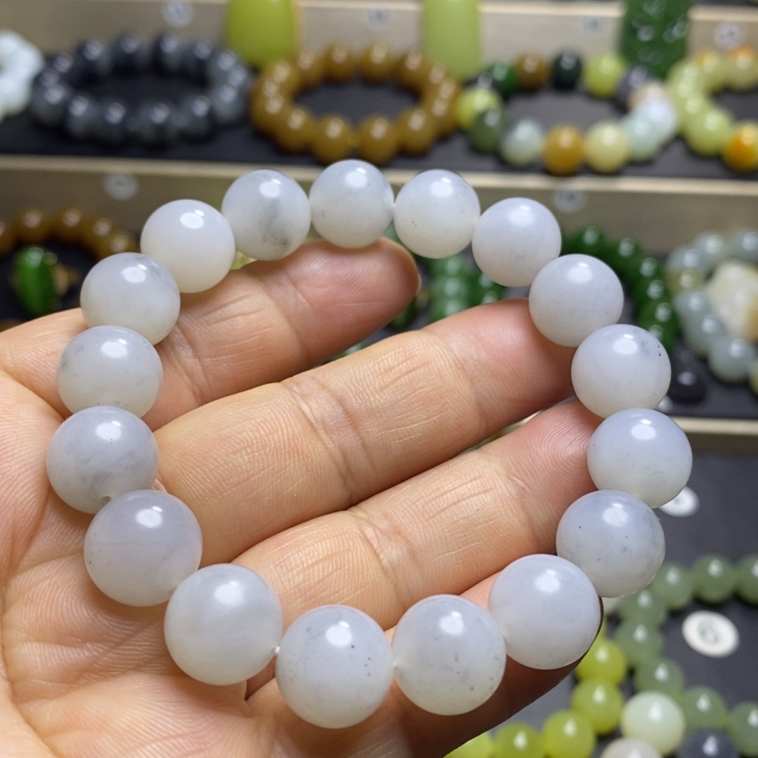 和田玉手串未镶嵌