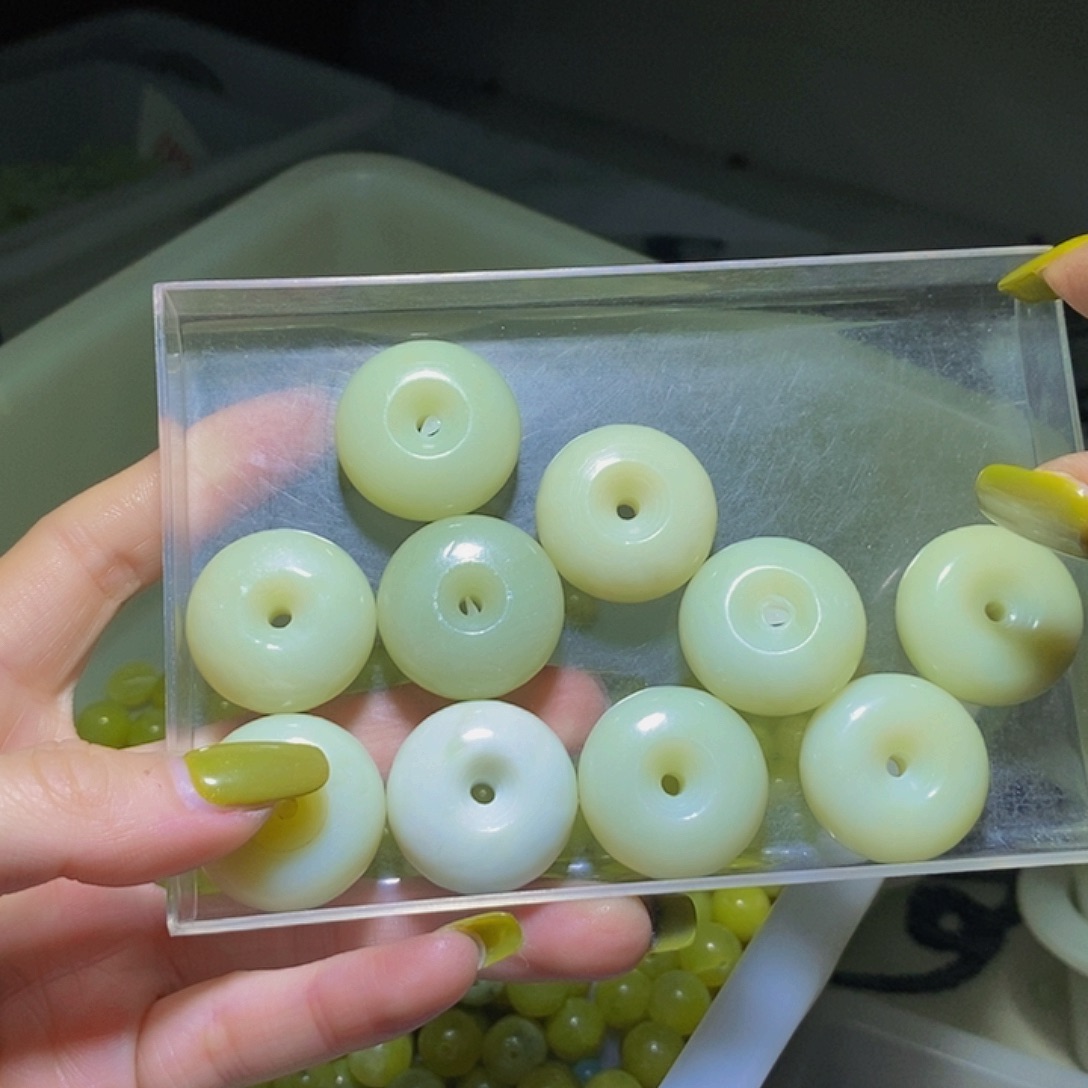 蛇纹石玉其他未镶嵌192