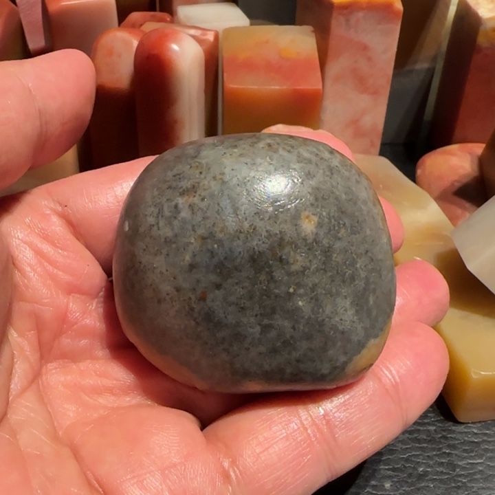 老挝石田黄原石，