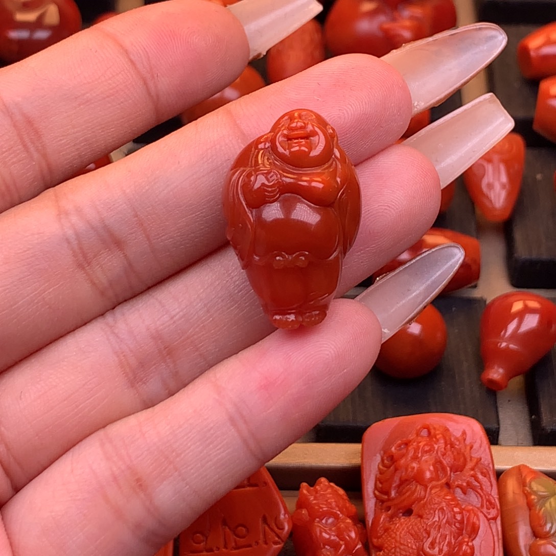 南红玛瑙未镶嵌川料原矿弥勒佛吊坠18mm