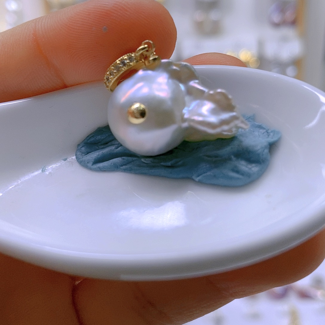 淡水珍珠颈饰合金