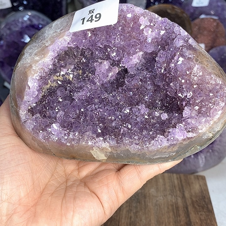 未镶嵌水晶大型摆件（非配饰）