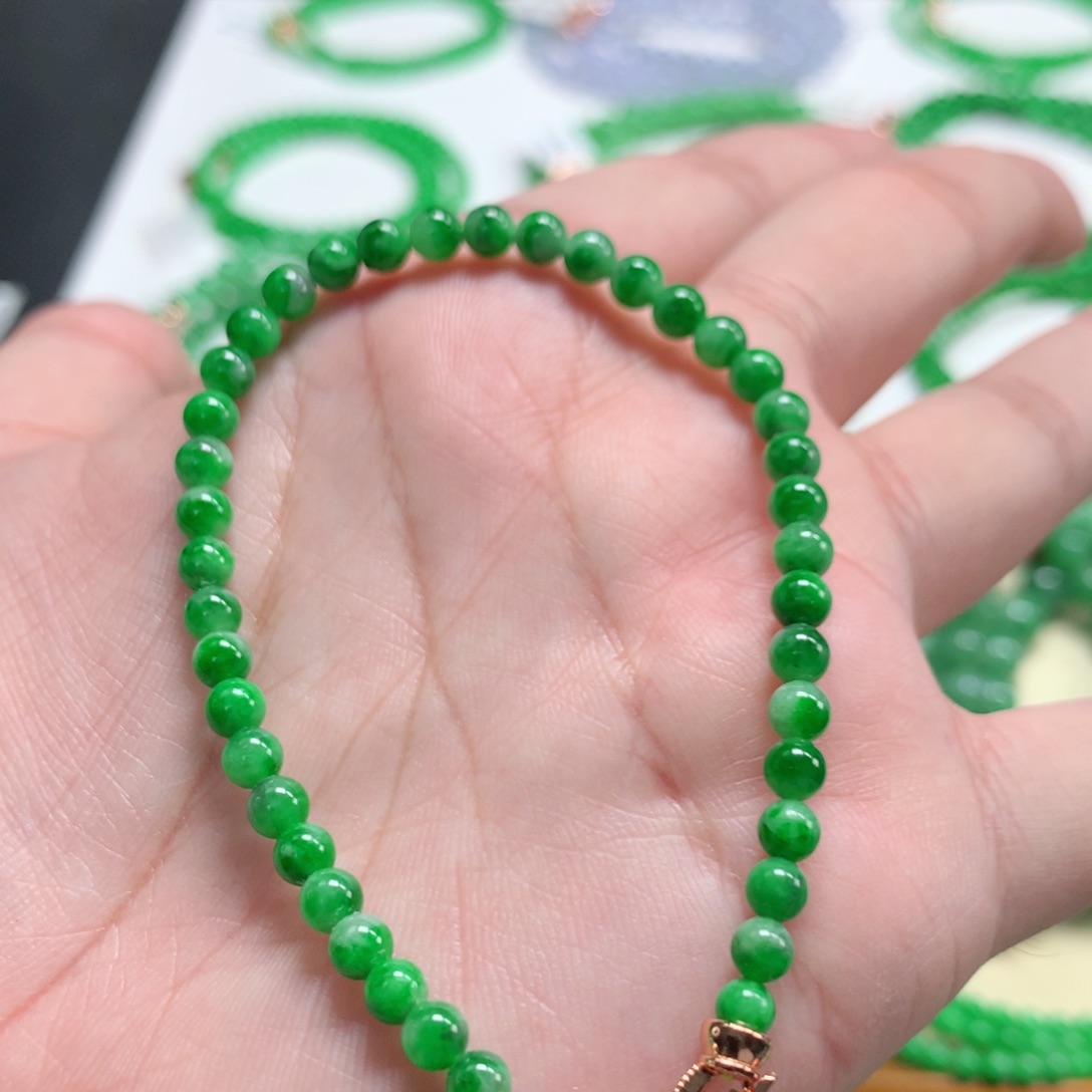 翡翠未镶嵌手链翡翠