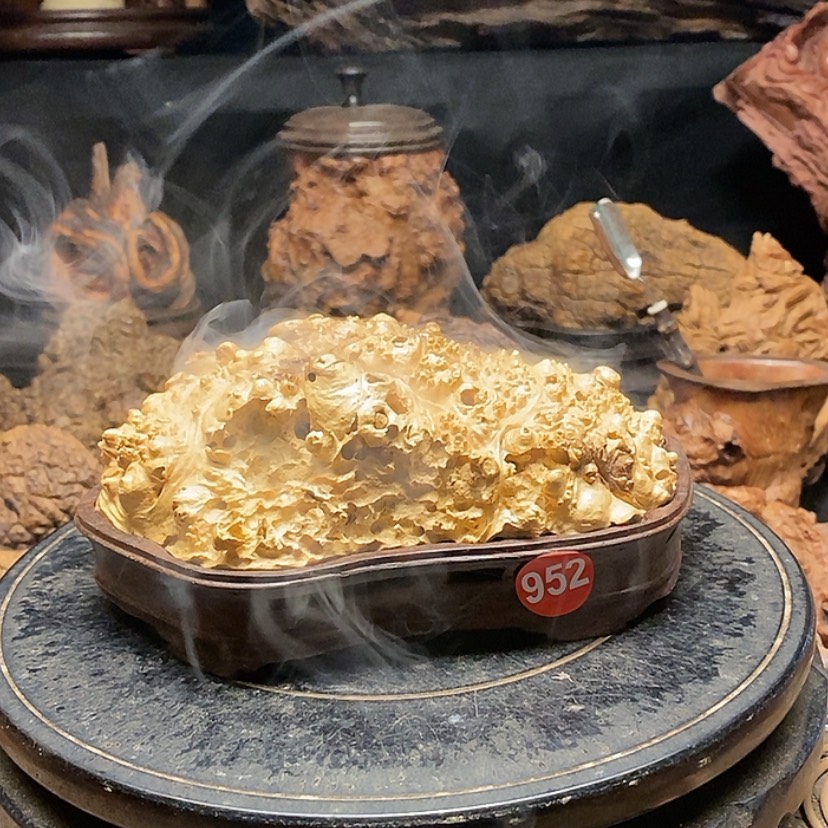 【闪购商品】952号黄金檀木香炉工艺