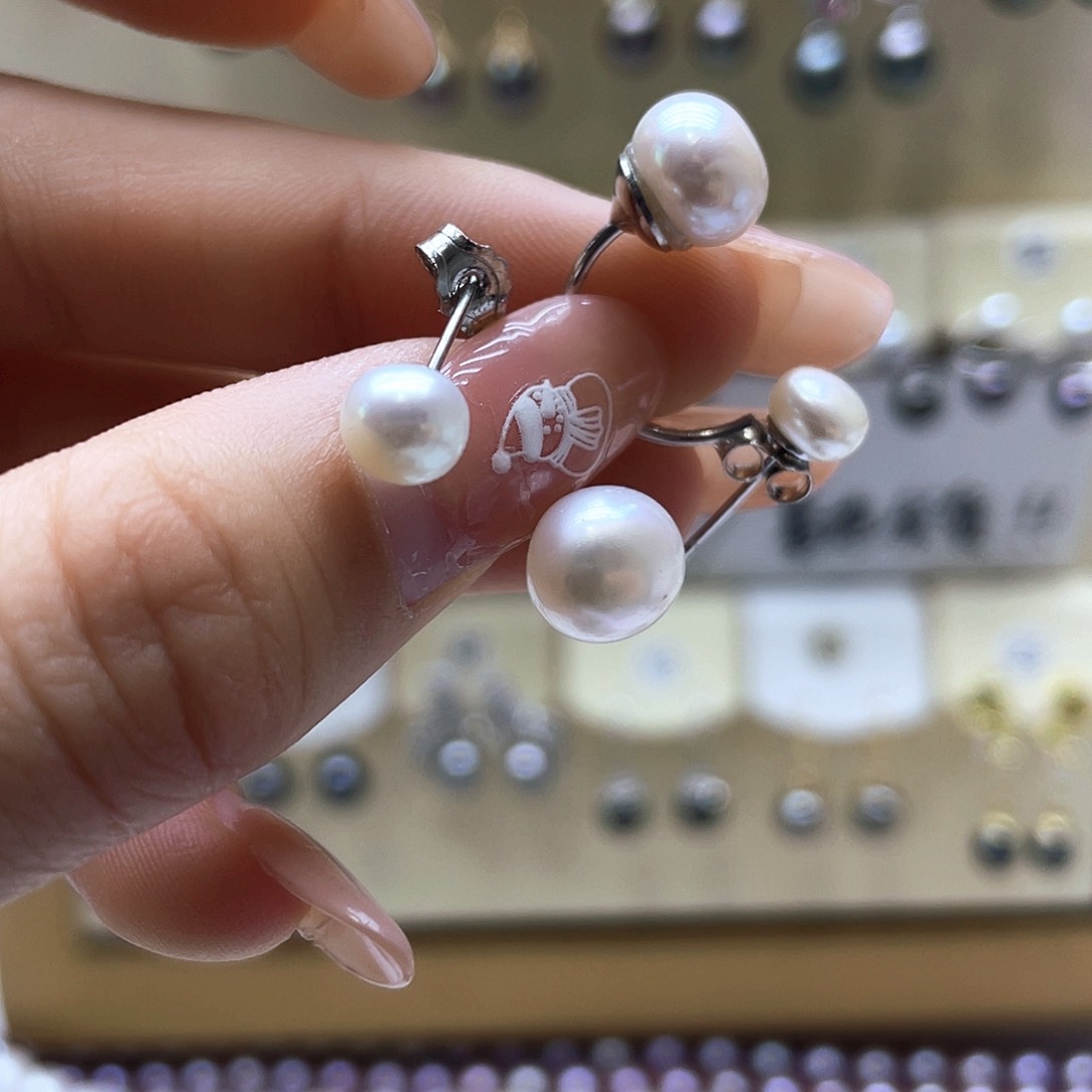 淡水珍珠耳饰未镶嵌