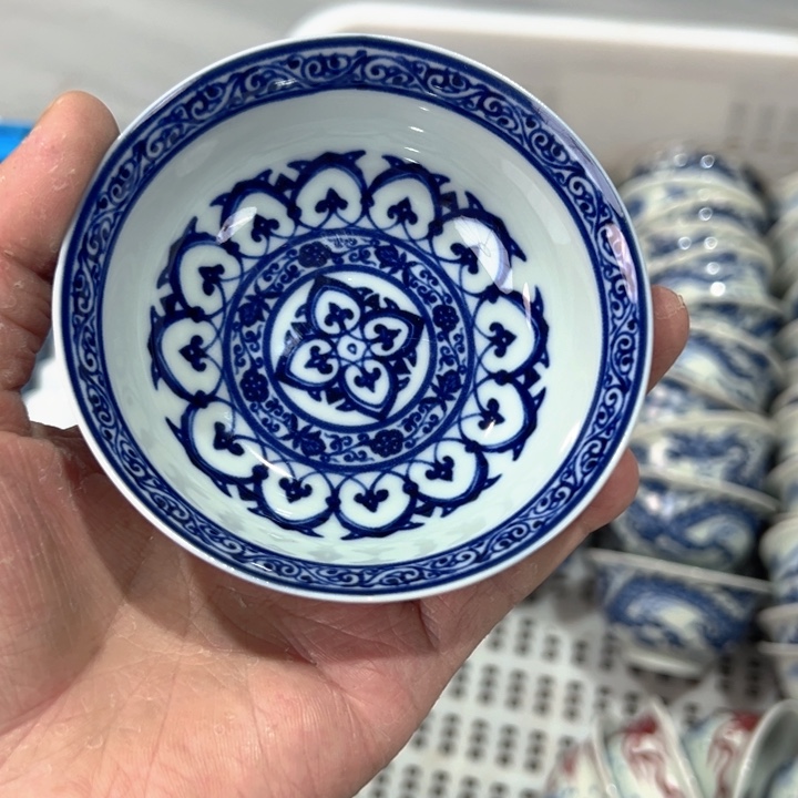 瓷片白青花宝相普洱杯全品