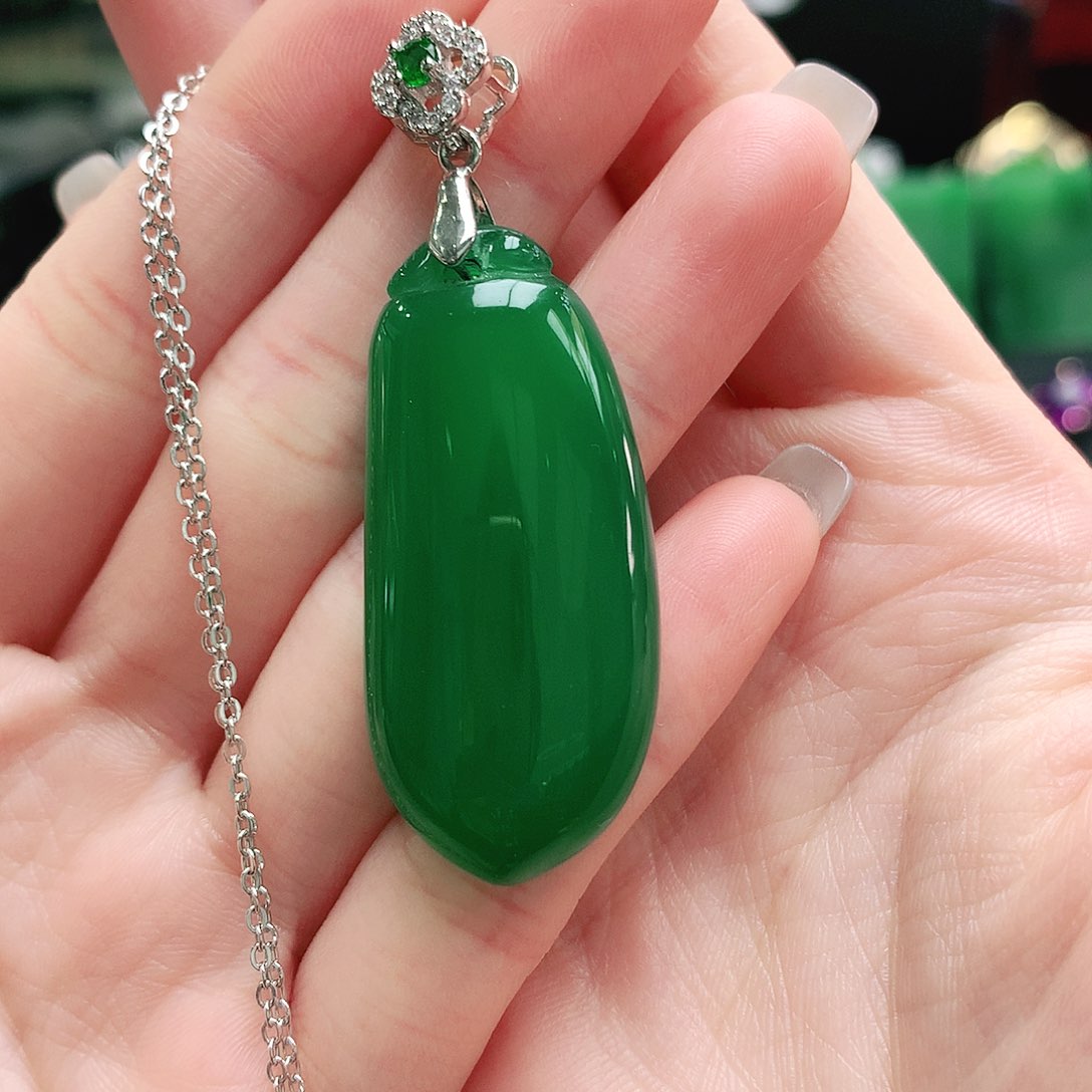 玛瑙/玉髓吊坠未镶嵌