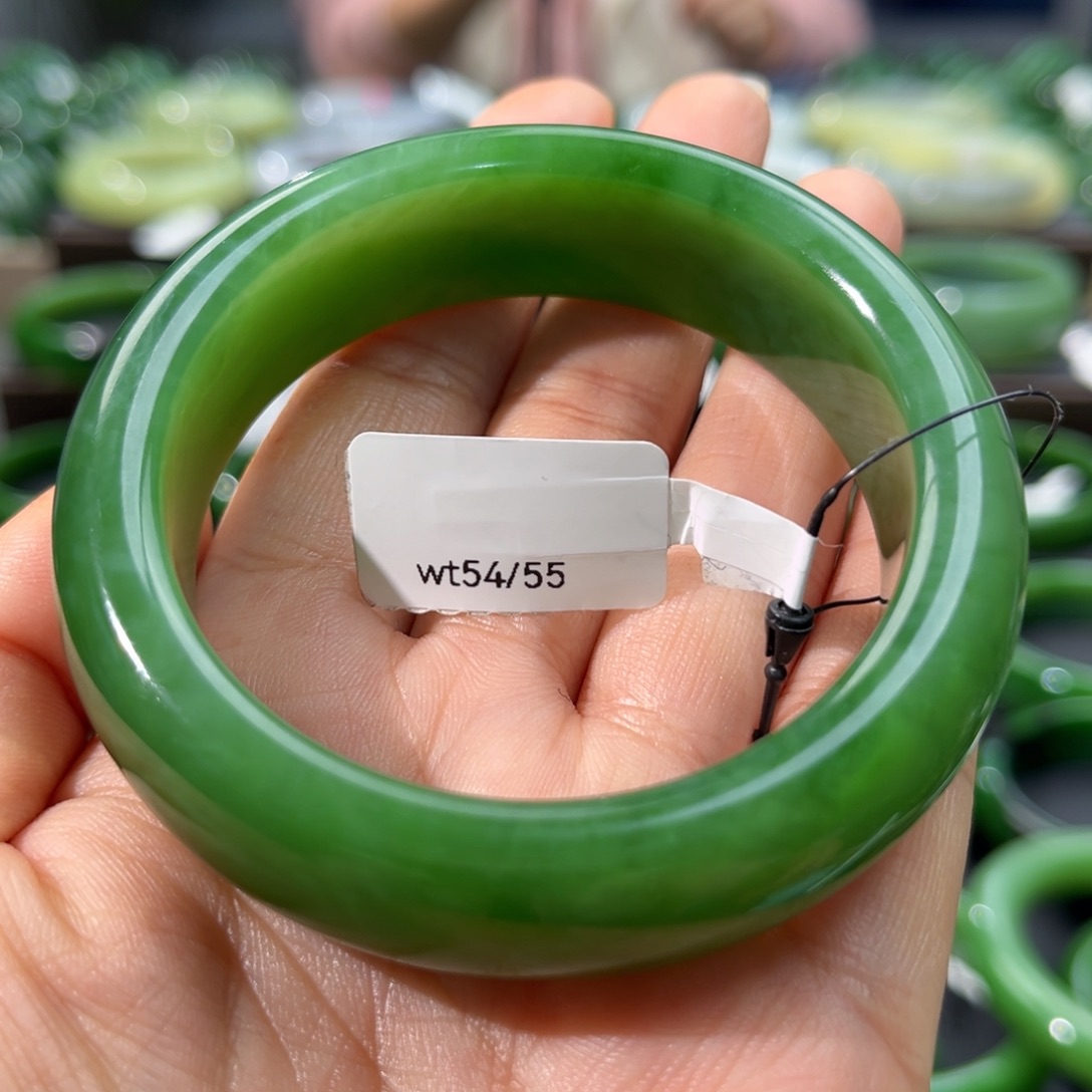 和田玉（碧玉）手镯未镶嵌