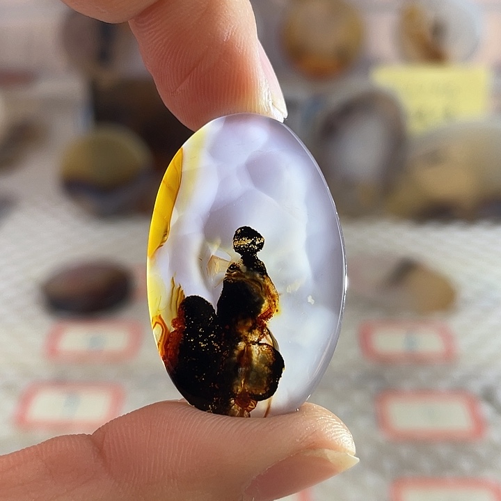 玛瑙/玉髓未镶嵌颈饰