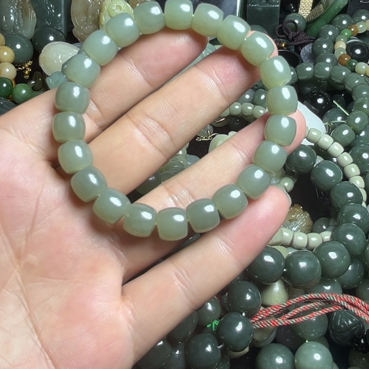 和田玉手串未镶嵌?****明卡10