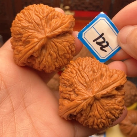 文玩核桃吊坠南疆50