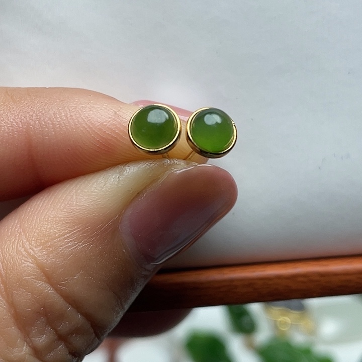 和田玉（碧玉）银S925镶嵌耳饰颜色多样性发货