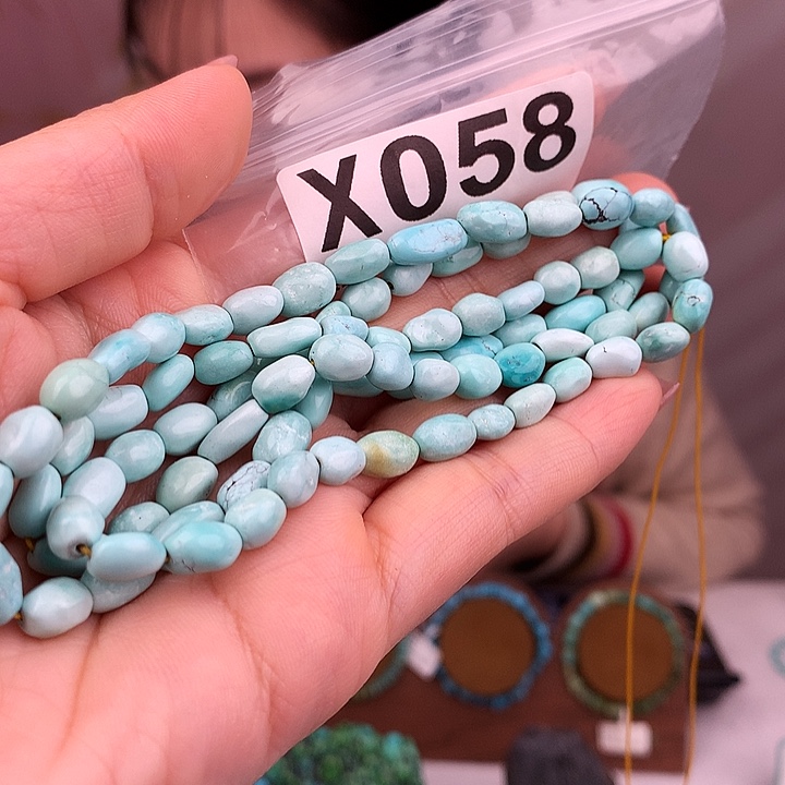 绿松石未镶嵌原矿