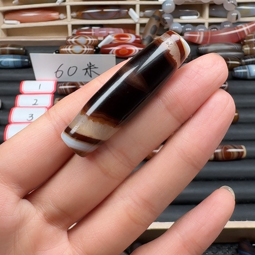 盘***透玛瑙/玉髓未镶嵌颈饰