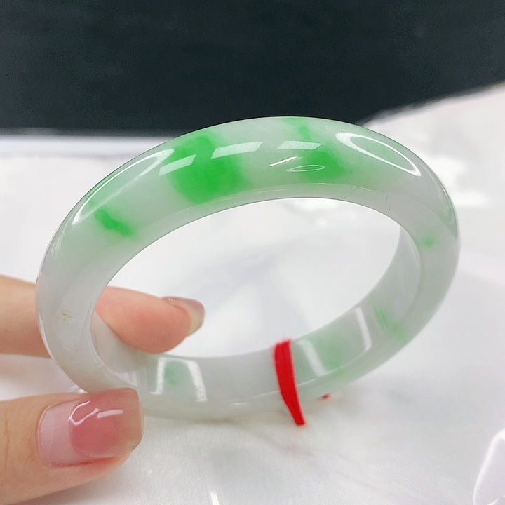 翡翠未镶嵌手镯圈55，58031