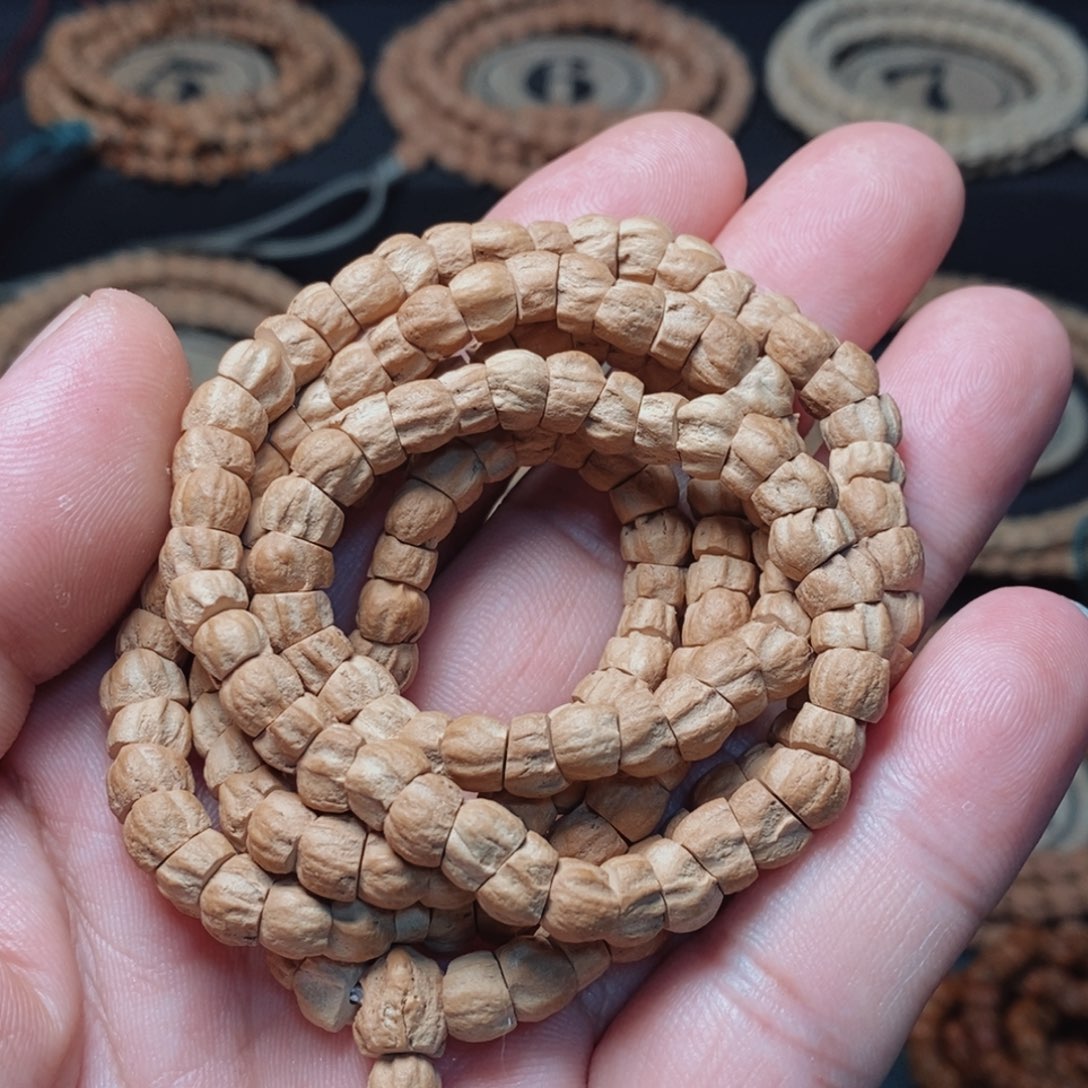 柏香籽/百香籽手串