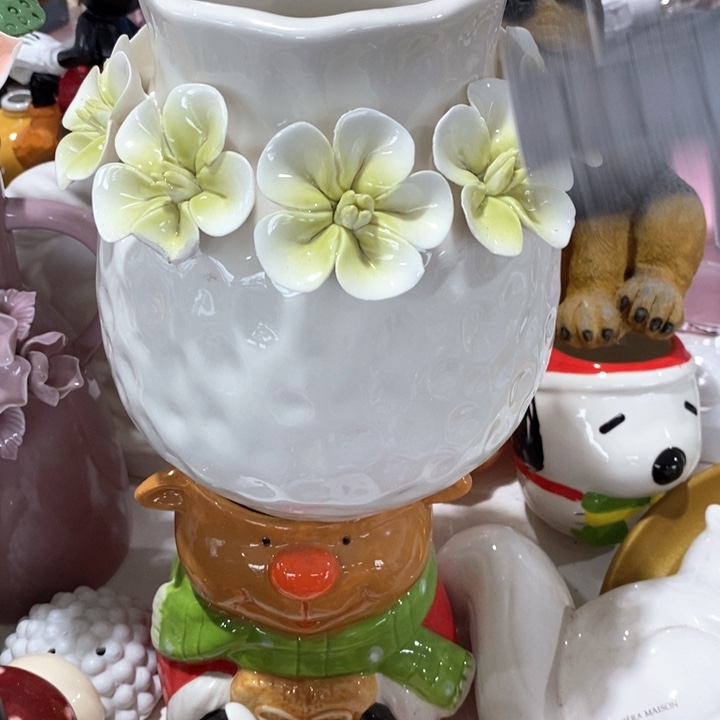 摆件陶瓷树脂家居摆件瑕疵。