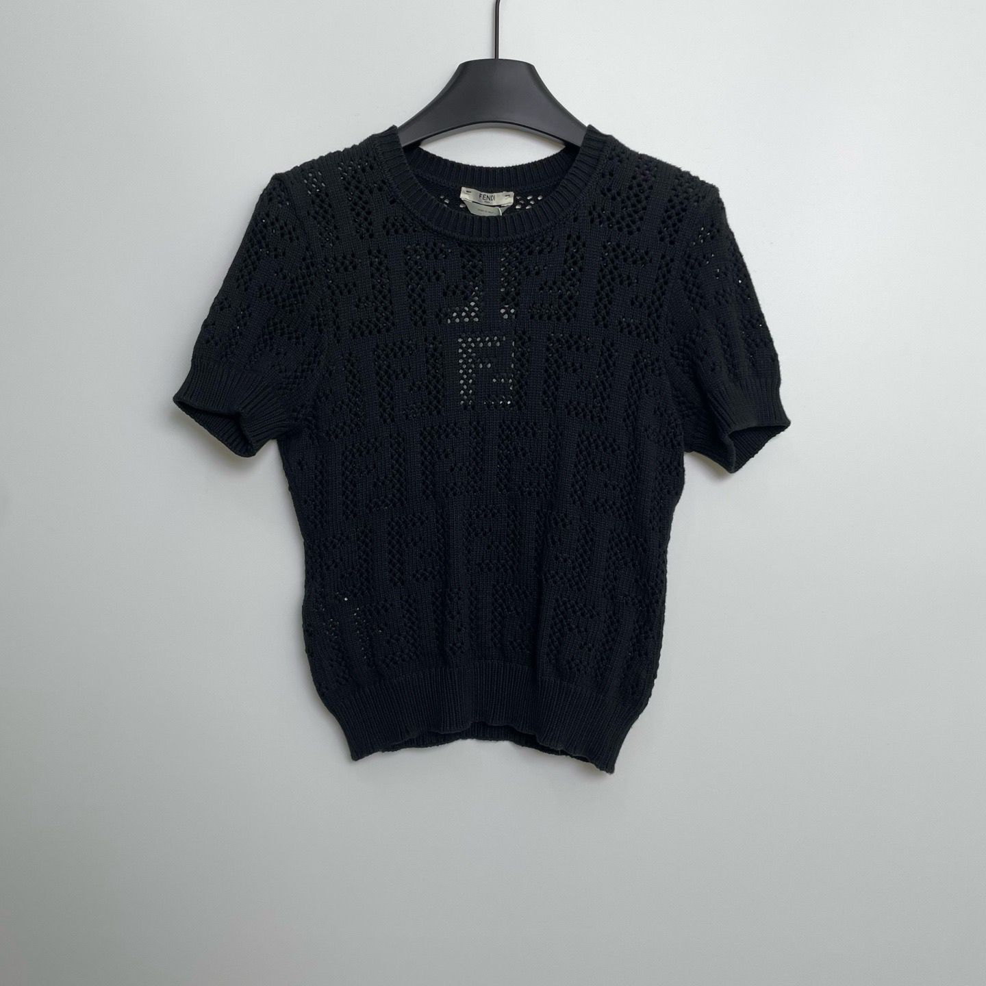 99新 FENDI/芬迪 A100337/黑色双F满印镂空针织短袖/40码