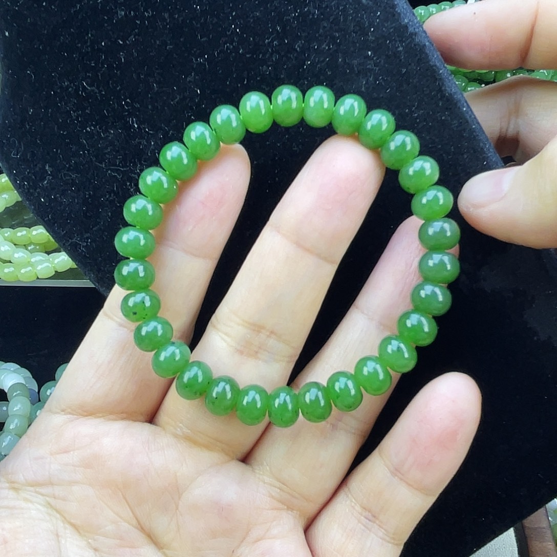 和田玉（碧玉）未镶嵌手链