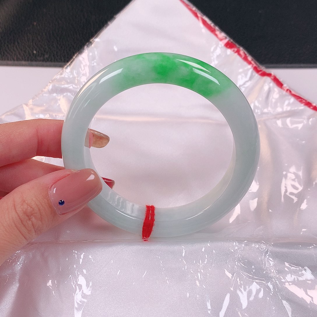 未镶嵌手镯翡翠061