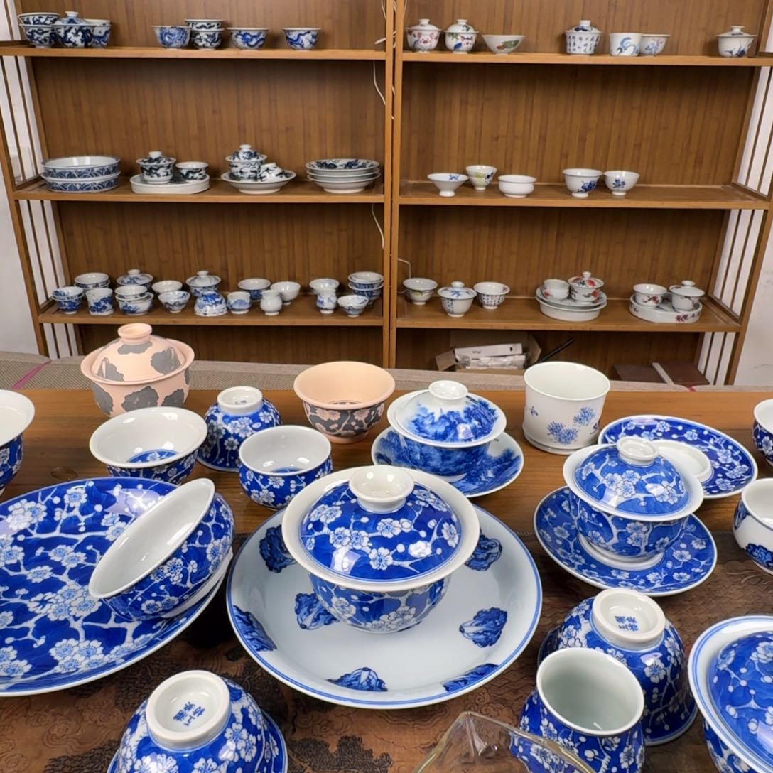 “***”景德镇手绘青花瓷器