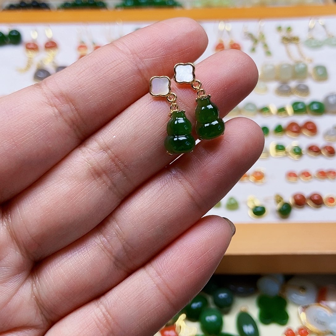 和田玉耳饰银S925镶嵌