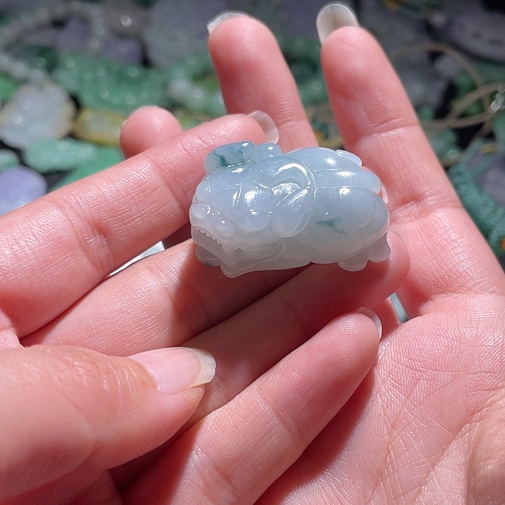 颈饰未镶嵌翡翠天