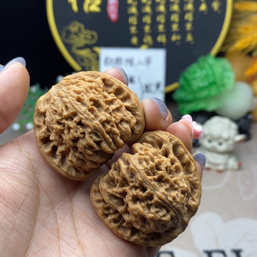 依***）吊坠文玩核桃南疆