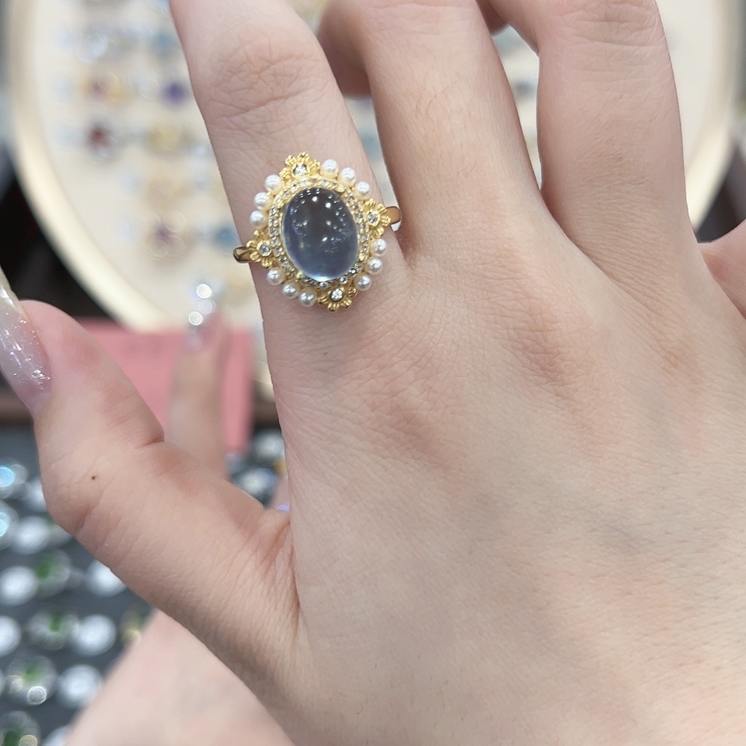 蛇纹石玉戒指银S925镶嵌是***吖