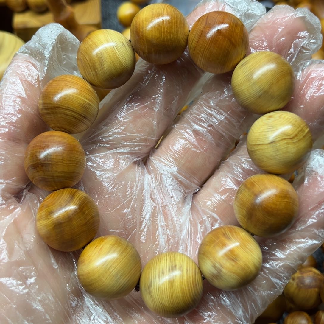 柏木（崖柏）比**子2.0玉华崖柏