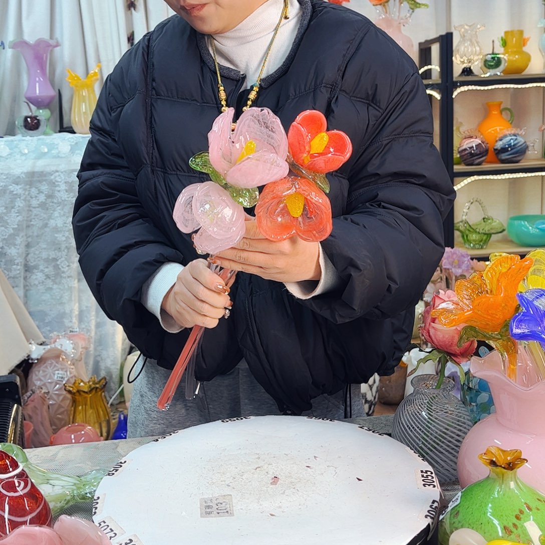 2朵桃花家悦琉璃工艺品