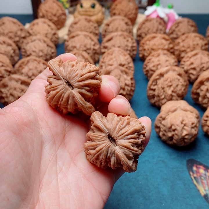 文玩核桃把件四座楼39