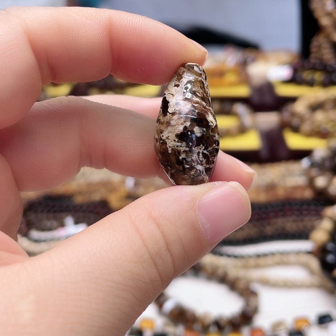 琥珀裸石未镶嵌用****2大