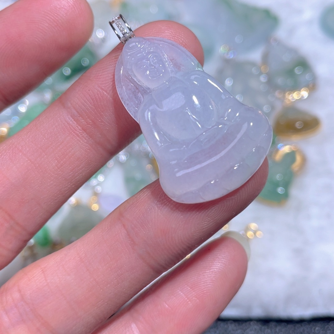 翡翠18K金镶嵌颈饰翡翠