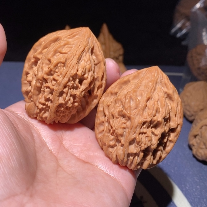 文玩核桃吊坠鸡心42尺