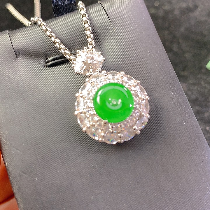 【闪购商品】翡翠颈饰未镶嵌翡翠