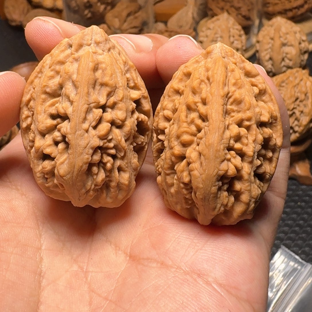 文玩核桃把件蚂蚁塔