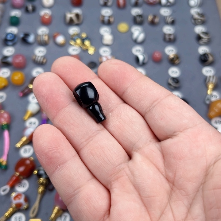 未镶嵌饰品玛瑙/玉髓w****G