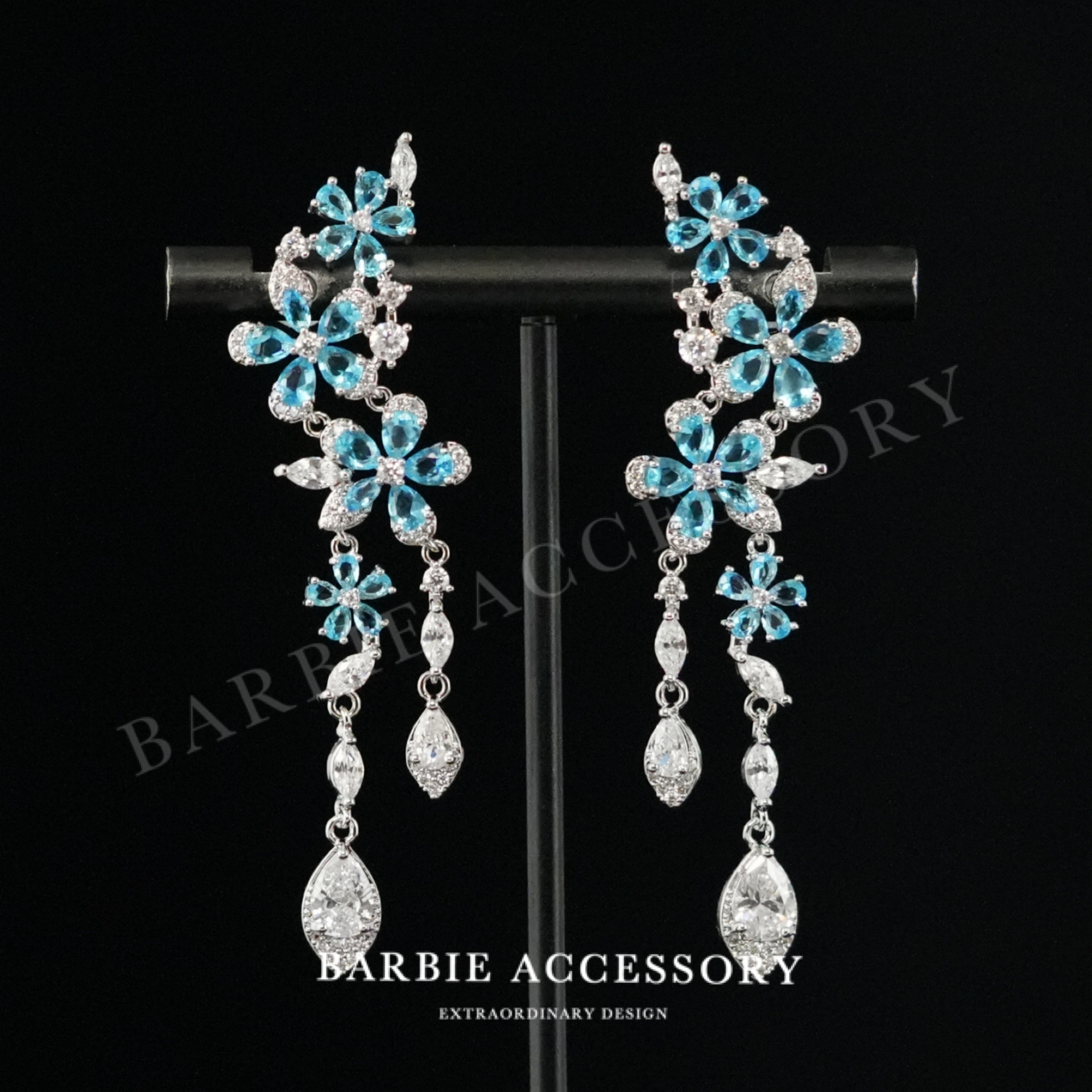 铜合金合成锆石耳饰 【蓝雨花落】法式中古轻奢设计款高级感耳饰