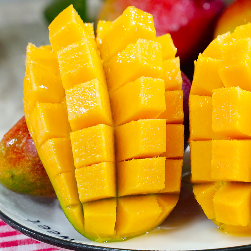 【百分之99人没吃过的芒果】彩虹芒果新鲜水果香甜细腻带箱5-10斤装