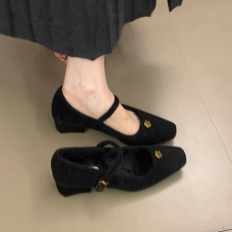 方头粗跟毛毛鞋女外穿秋冬新款温柔仙女玛丽珍单鞋法式晚晚高跟鞋