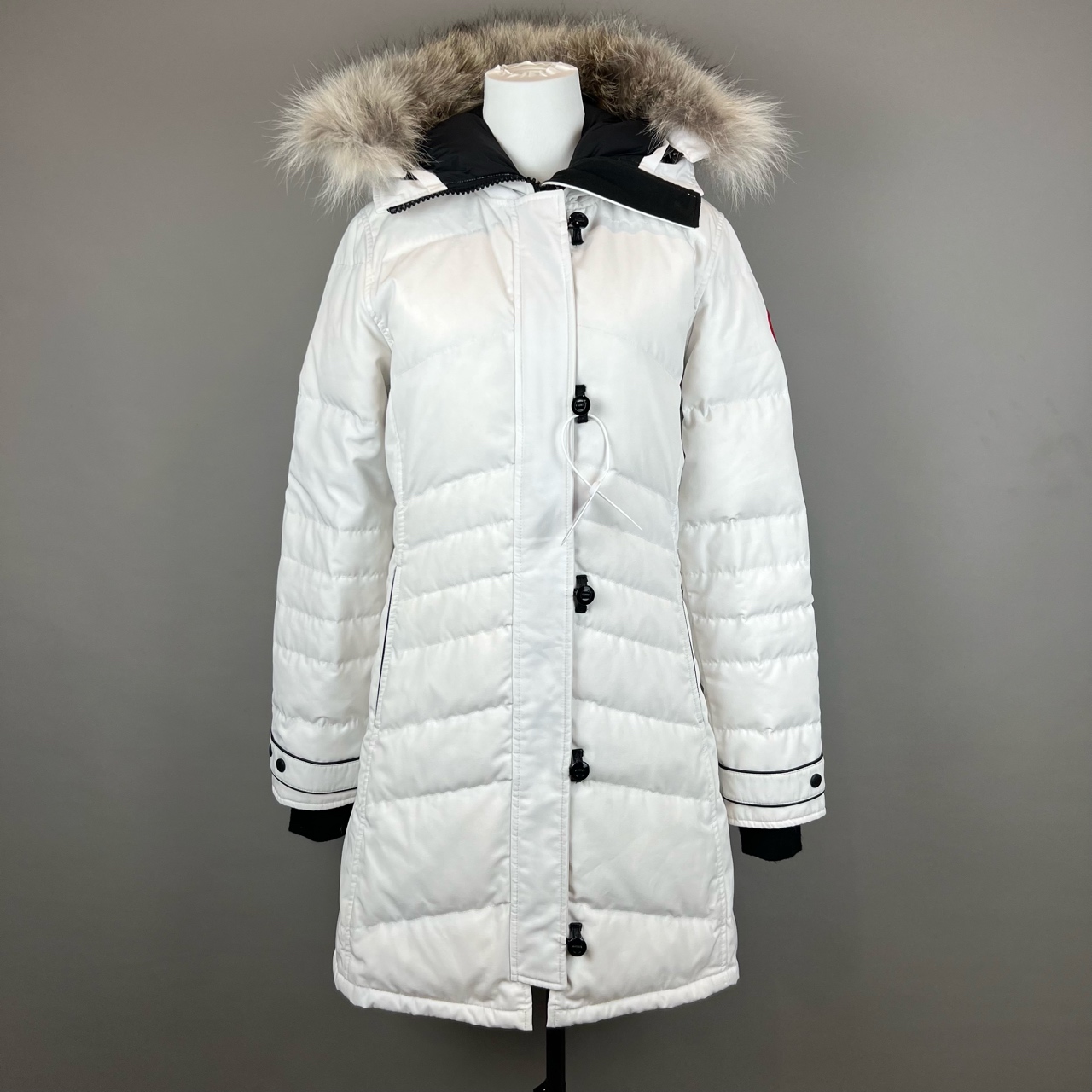 99新 CANADA GOOSE 2412230/M码/袖标中长款派克羽绒服/1.08